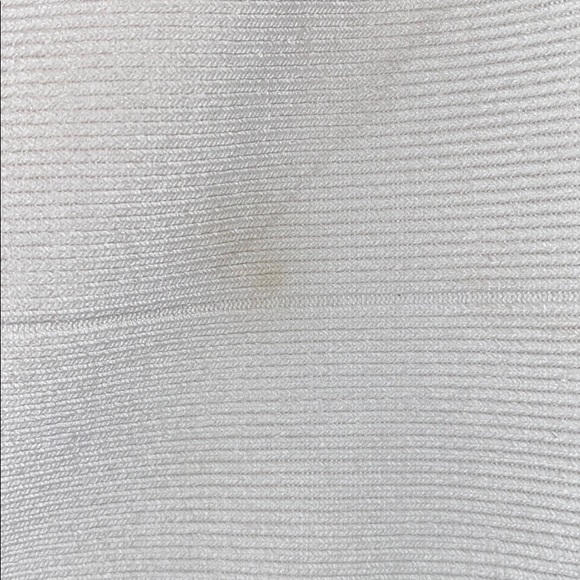 A strapless top - Picture 5 of 5